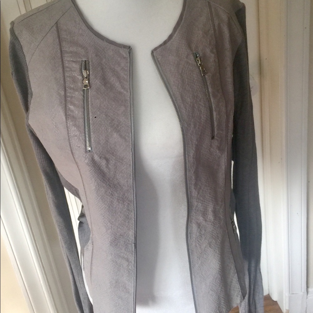 Light weight spring/summer jacket